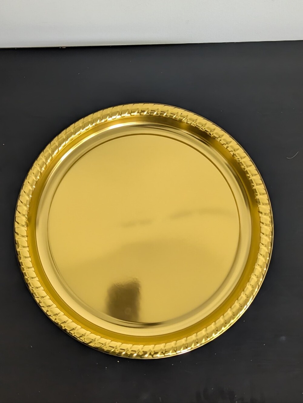 Plastic Gold Platter - 15 Inch